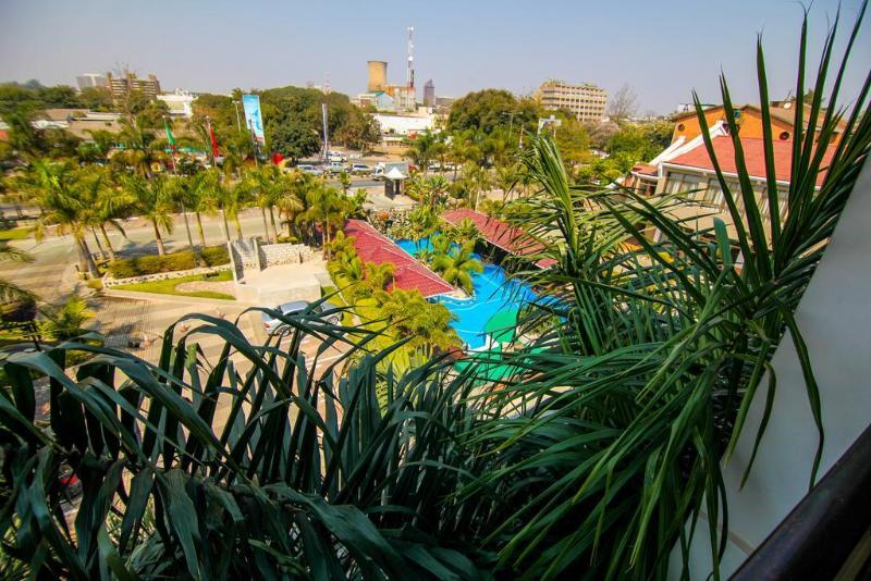 לוסקה Best Western Plus Paramount Hotel מראה חיצוני תמונה